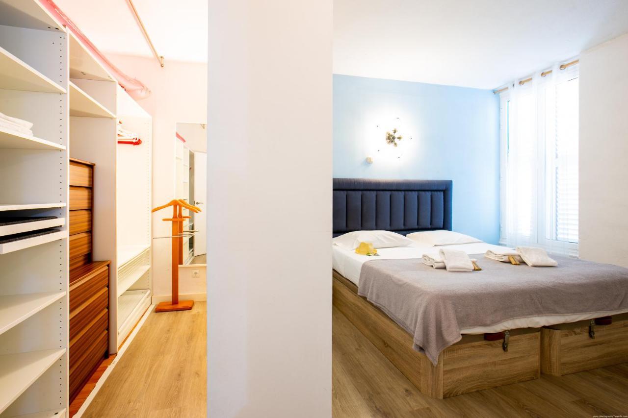 113 Paraiso Sur Apartment